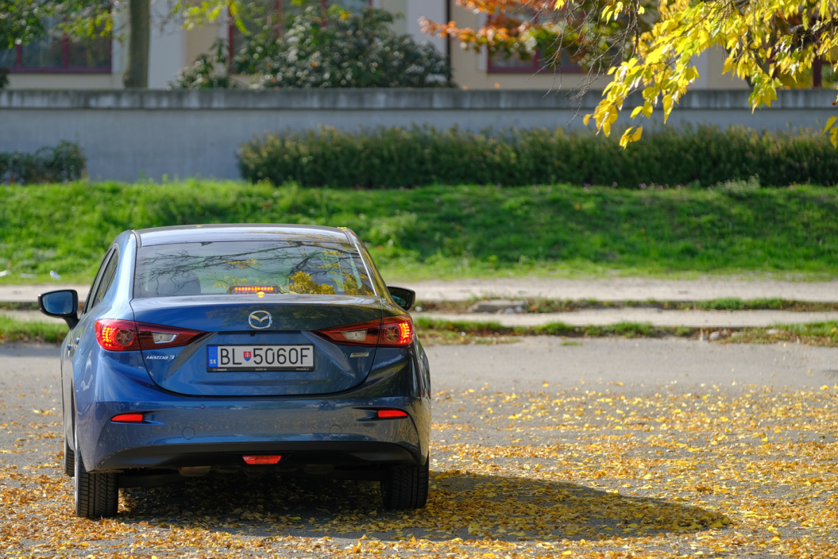 Mazda 3 sedan