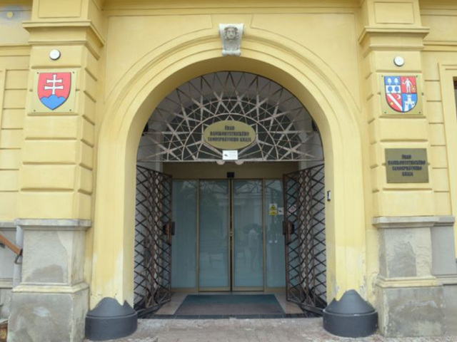 Banská Bystrica, župa, úrad