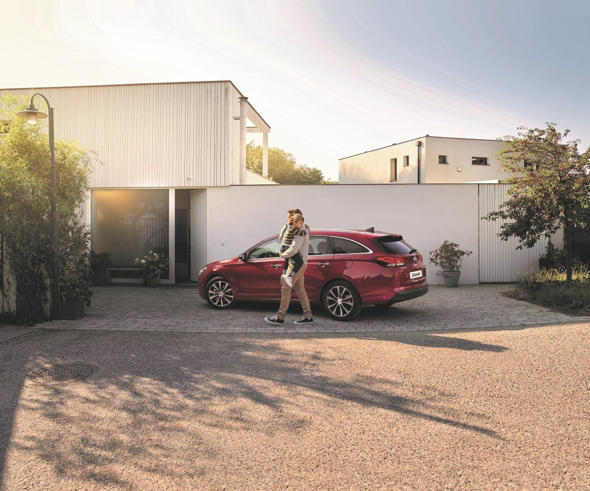 PR hyundai NAHLADOVA FOTO