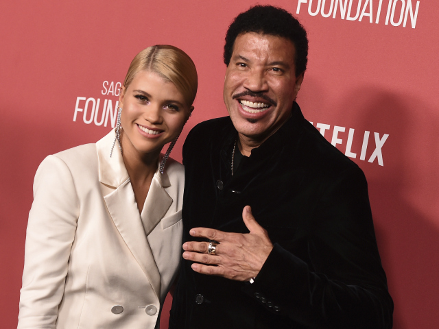 Spevák Lionel Richie a jeho 19-ročná dcéra Sofia Richie.