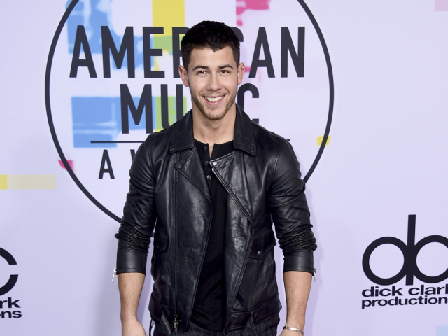 Spevák Nick Jonas.