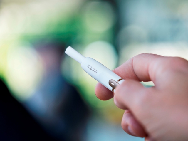 IQOS