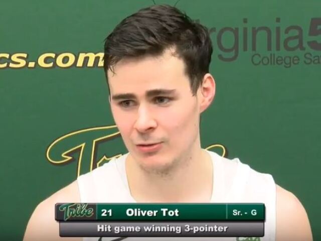 Oliver Tot