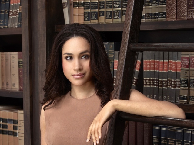 meghan markle, kravatáči, suits,