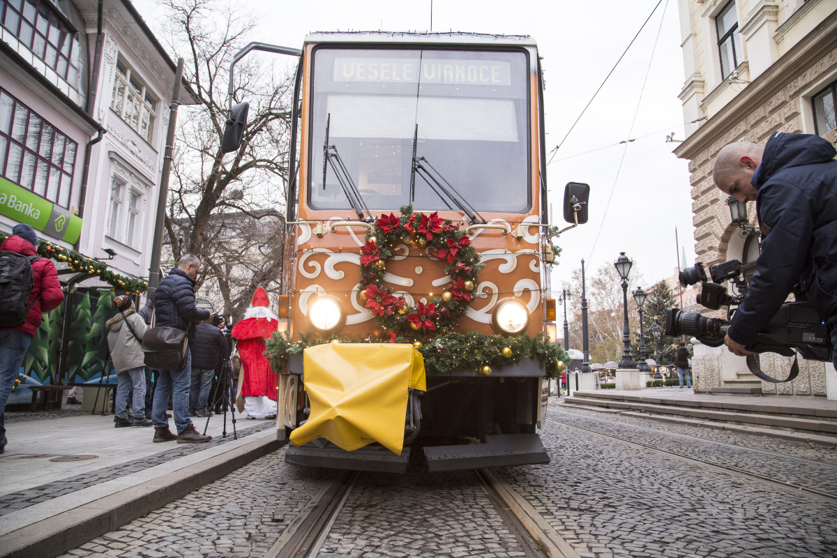 BRATISLAVA: Vianočná električka