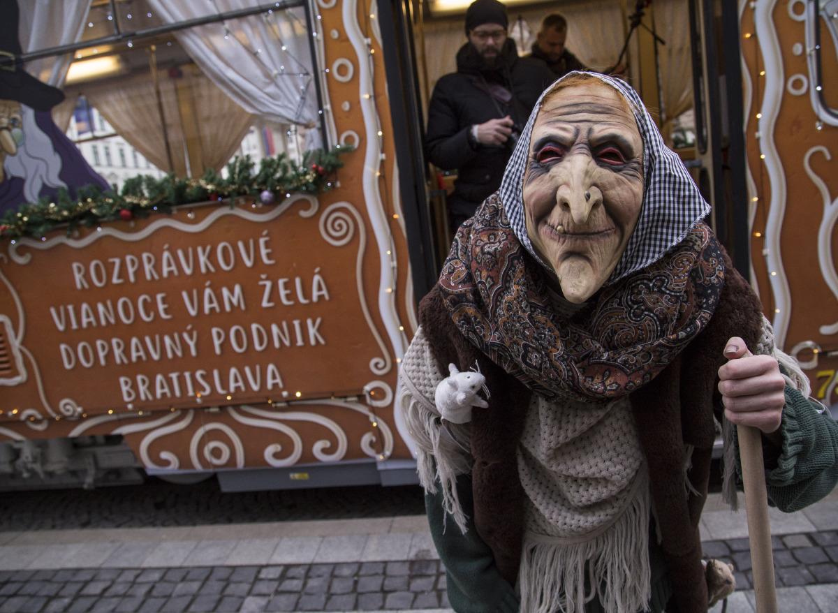 BRATISLAVA: Vianočná električka