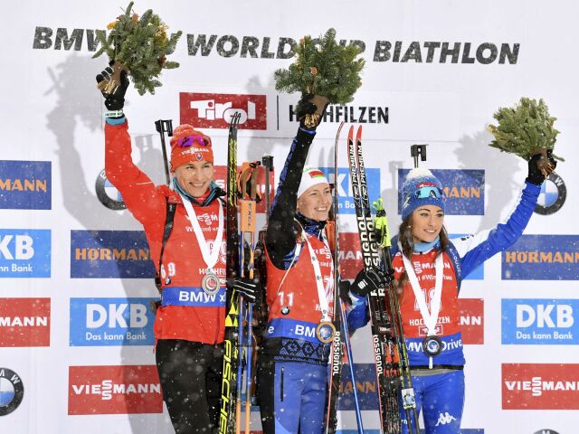 Anastasia Kuzminová, Daria Domračevová, Dorotea Wiererová,