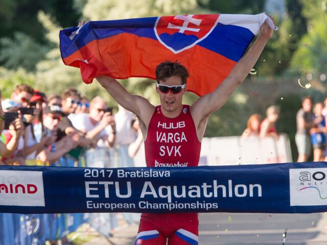 Richard Varga, akvatlon