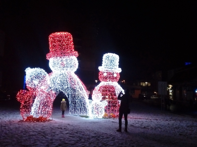 snehuliak, trencin, vyzdoba