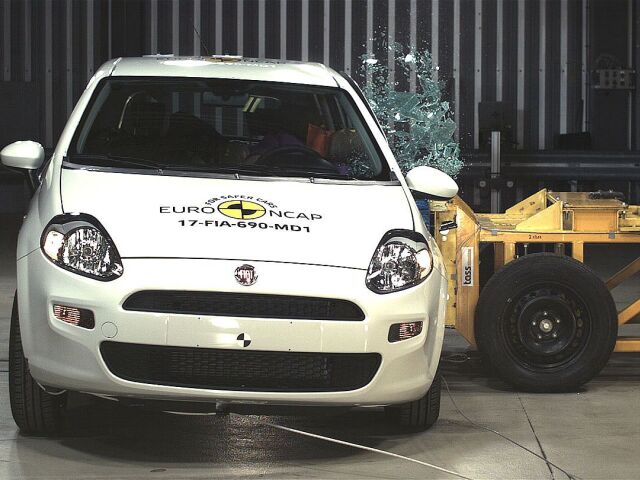 Euro NCAP -  Fiat Punto