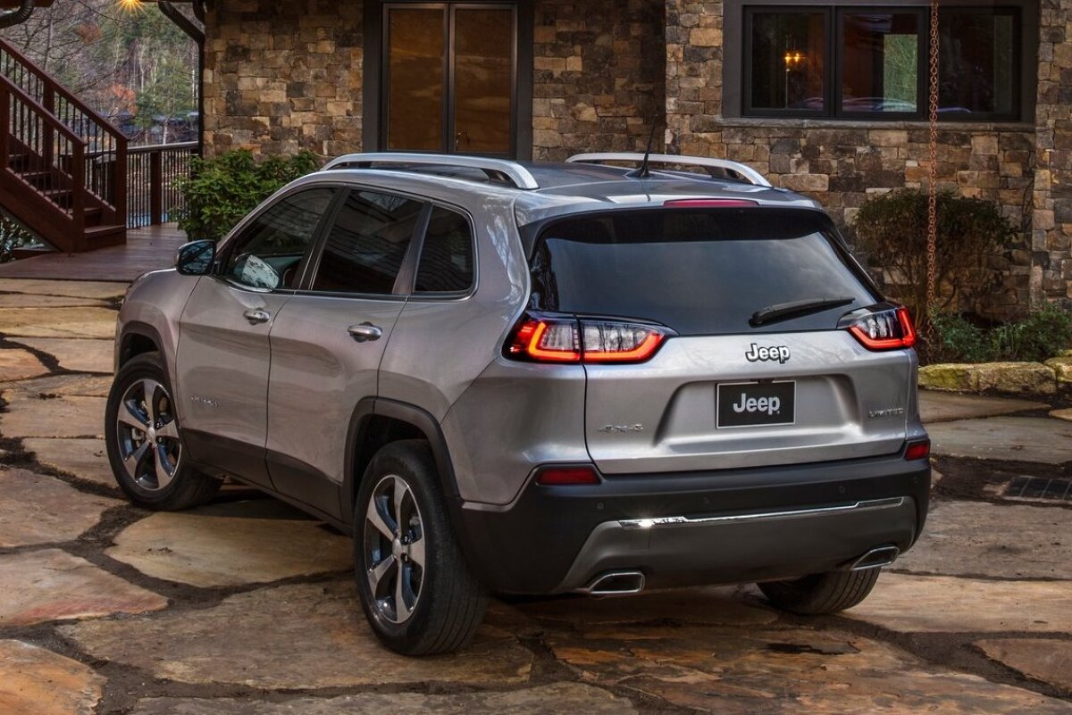 Jeep Cherokee - 2018