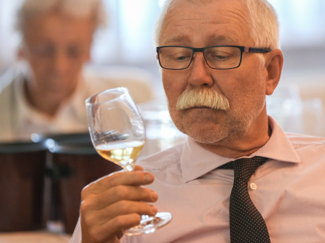 vino SAV,