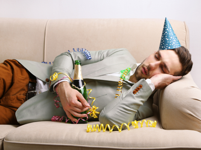 opica, alkohol, silvester