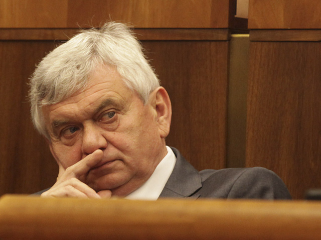Ľubomír Jahnátek