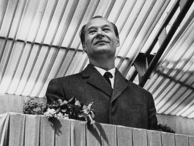 Aleander Dubček