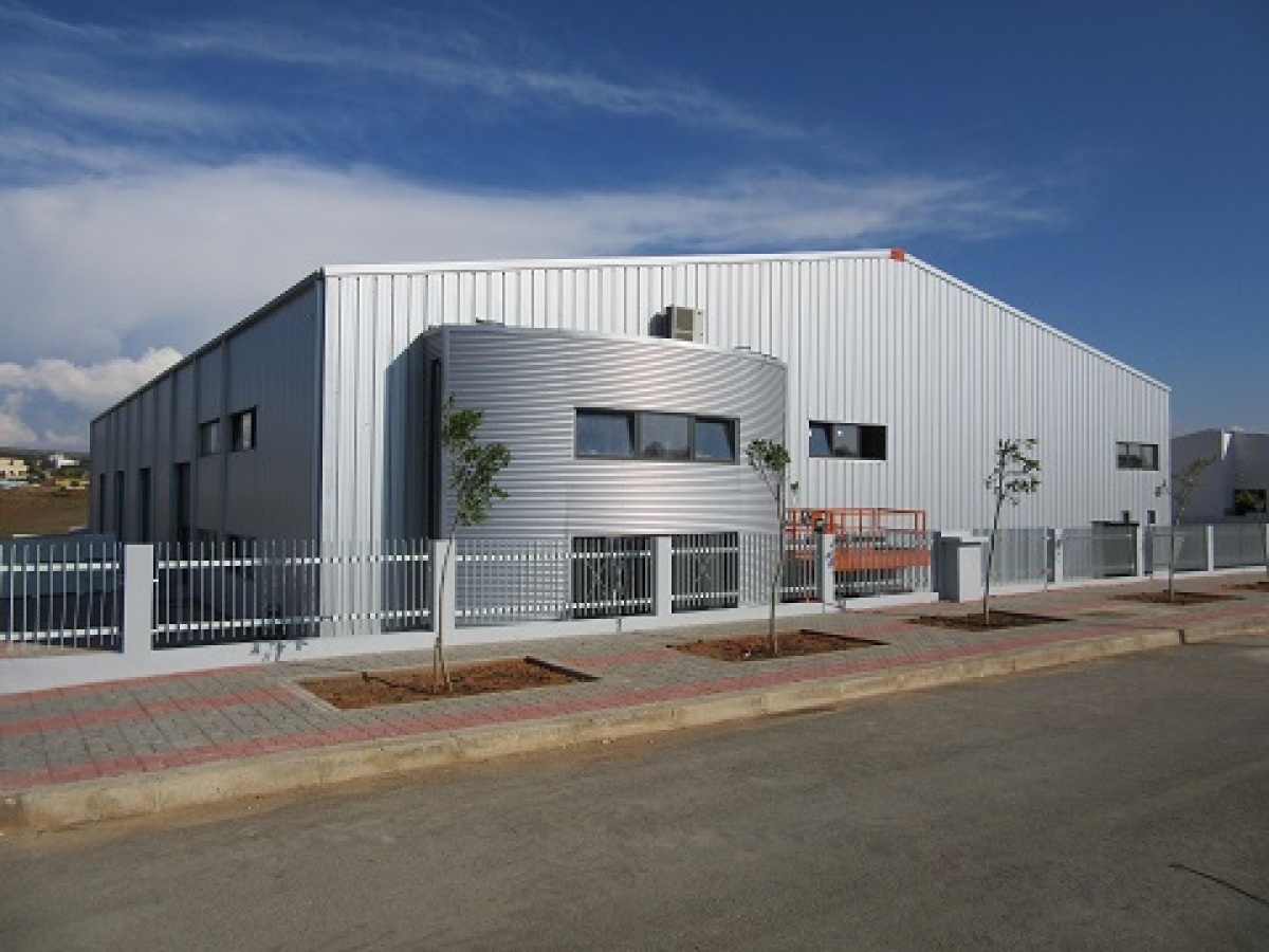 ocelova-montovana-hala-od-frisomatu