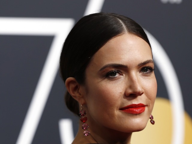 Herečka a speváčka Mandy Moore.