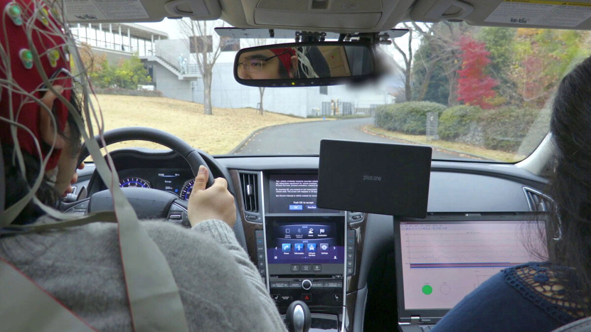 Nissan - technológia B2V