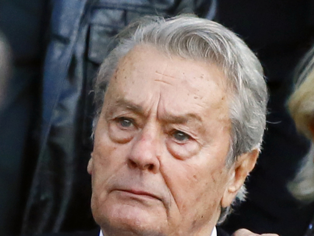Herec Alain Delon na archívnom zábere.