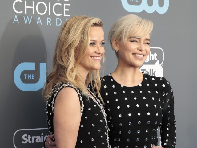 Reese Witherspoon (vľavo) a Emilia Clarke