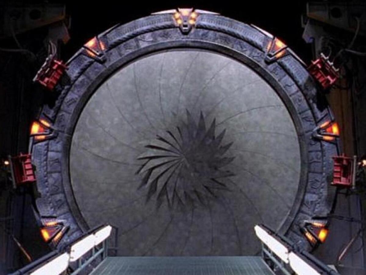 stargate, hviezdna brána, stargate origins,