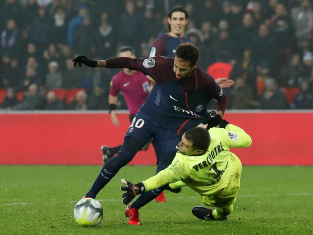 Rémy Vercoutre, Neymar