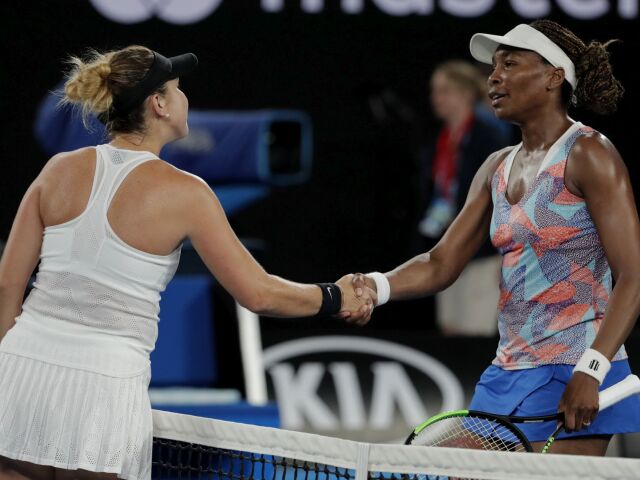 Belinda Bencicová, Venus Williamsová