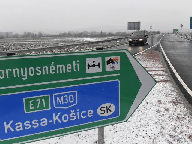 SR MDV Stromček diaľnica M30 prihraničný úsek otvorenie KEX