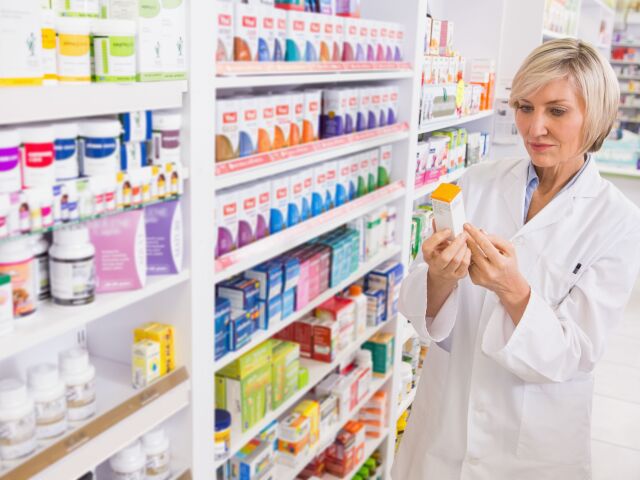 farmaceut, lekáreň, lekárnička, lekarnik, lekaren