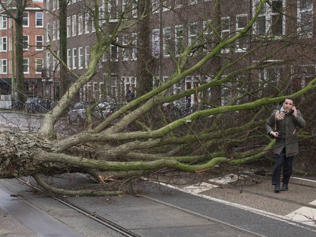 Holandsko Amsterdam počasie búrky vietor