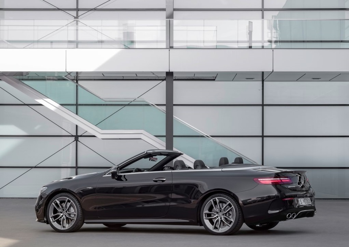 Mercedes-Benz-E53 AMG Cabriolet-2019-1024-07