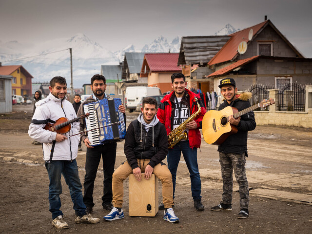 Gypsy band Lomnické Čháve.