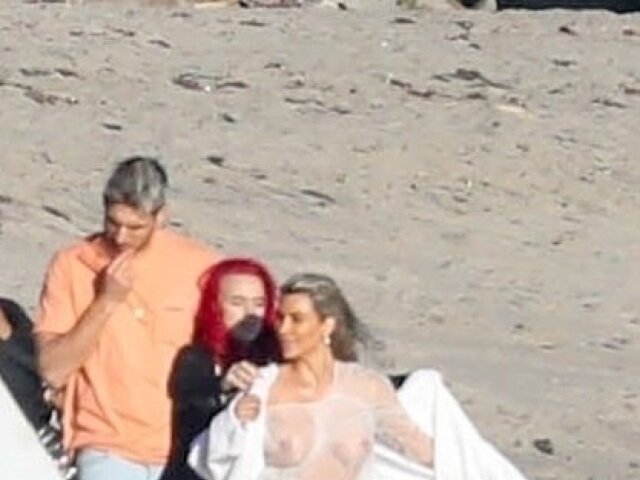 Kim Kardashian fotila v Malibu