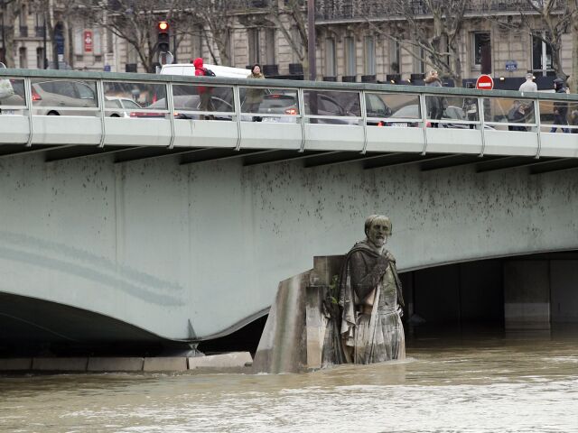 záplavy, seina, paríž