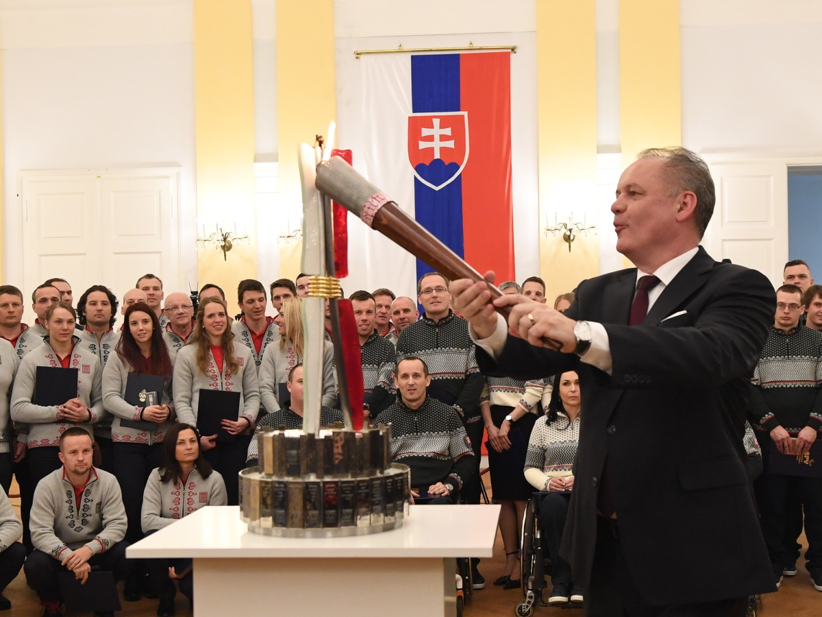 SR ZOH2018 Prezident Sľub Výprava BAX