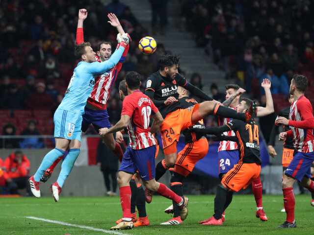 Diego Godín, Neto