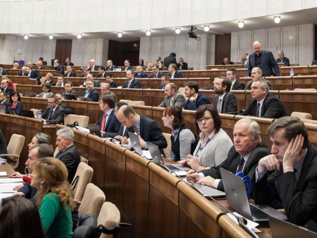 parlament, poslanci, OĽaNO