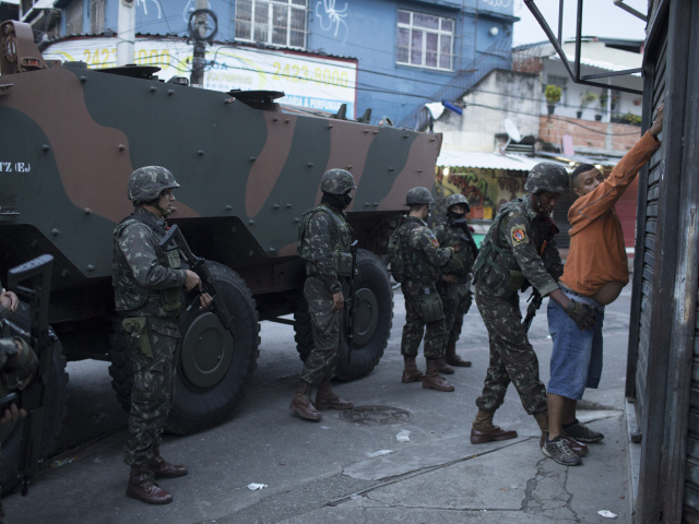 Brazília, vojak, vojaci, policajt, polícia
