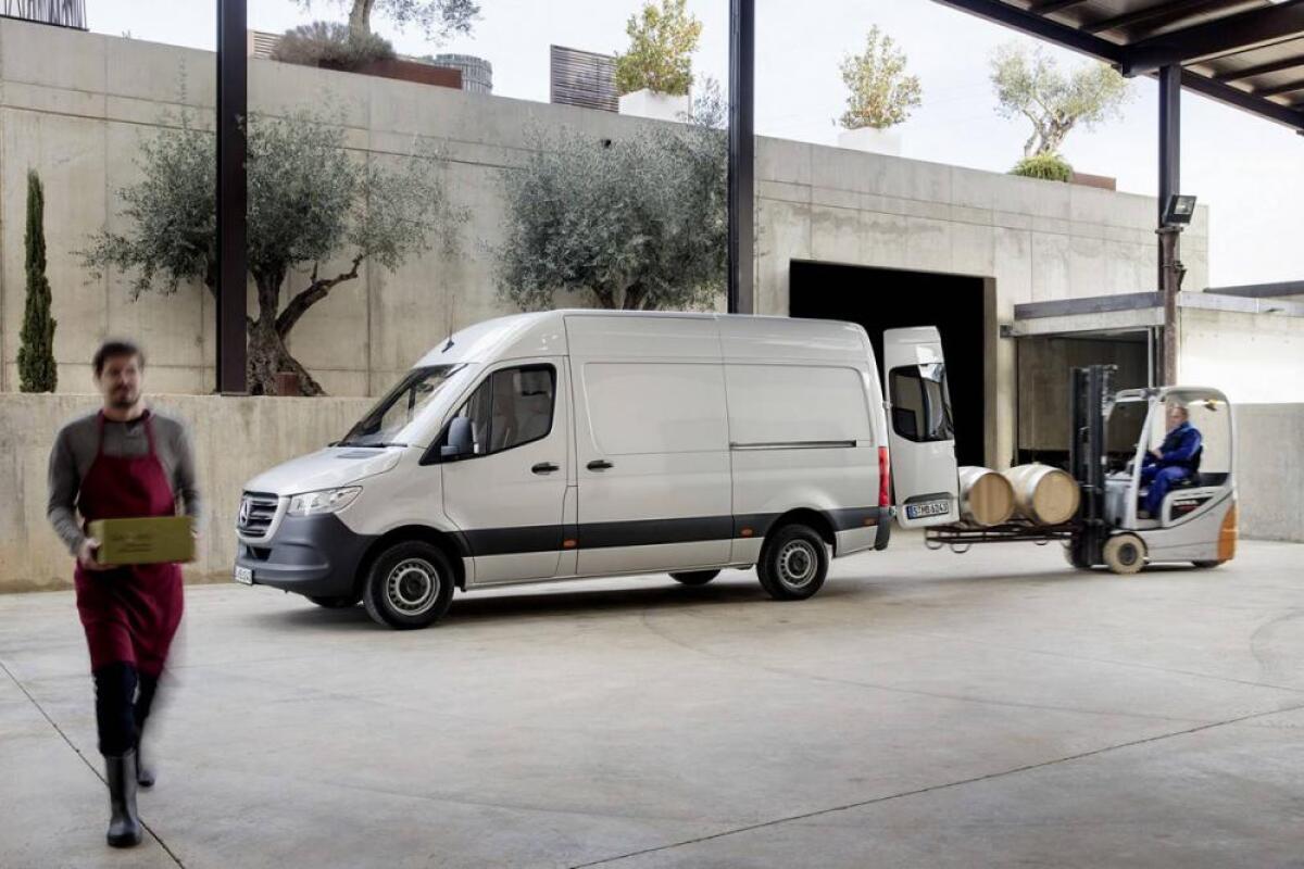 mercedes-benz-sprinter-07