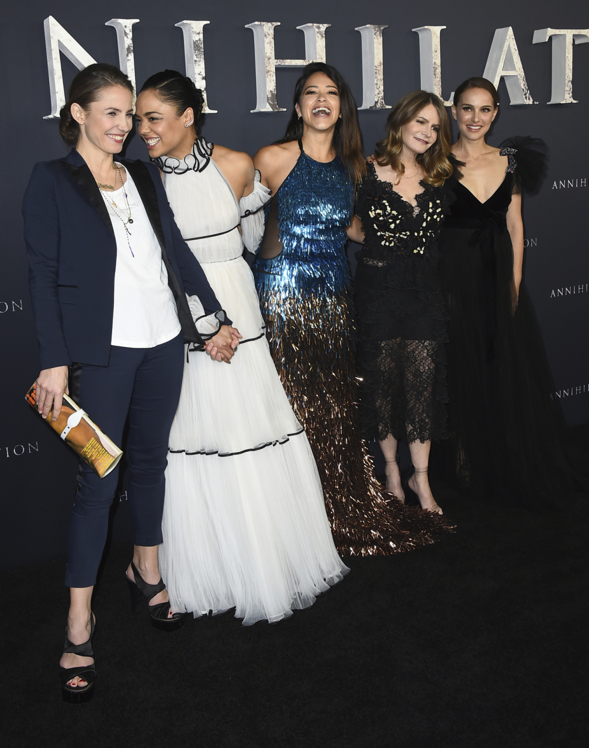 Tuva Novotny, Tessa Thompson, Gina Rodriguez, Jennifer Jason Leigh a Natalie Portman