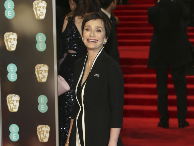 Herečka Kristin Scott Thomas v kreácii Christian Dior Couture. 