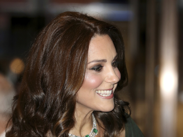 Vojvodkyňa Catherine z Cambridge počas večera priam žiarila. 