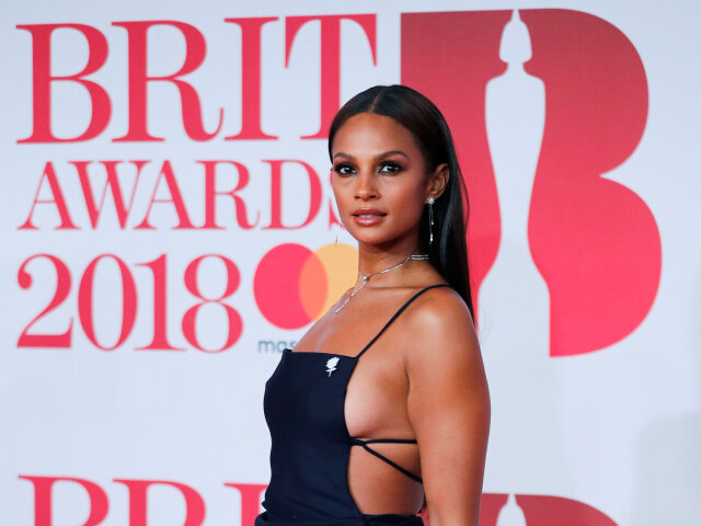 Speváčka a televízna osobnosť Alesha Dixon.