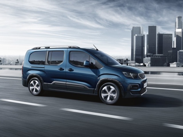 Peugeot-Rifter-2019-1024-04