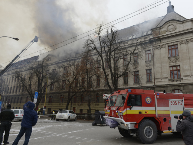 SR, požiar, strecha, hasiči, Daňový úrad, Košice