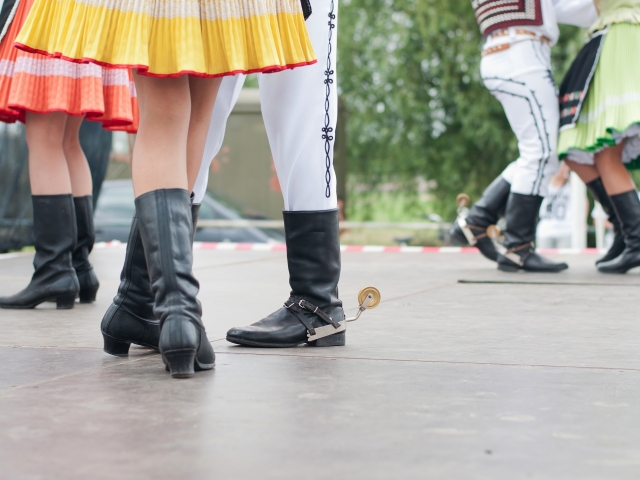 folklór, kroj