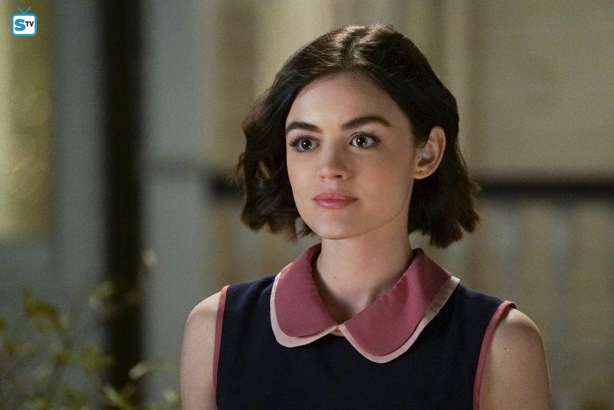 Kedysi hviezdila v seriáli Roztomilé mrchy. Tejto úlohe dáva herečka Lucy Hale definitívne zbohom. Predstaví sa v novinke Life Sentence.