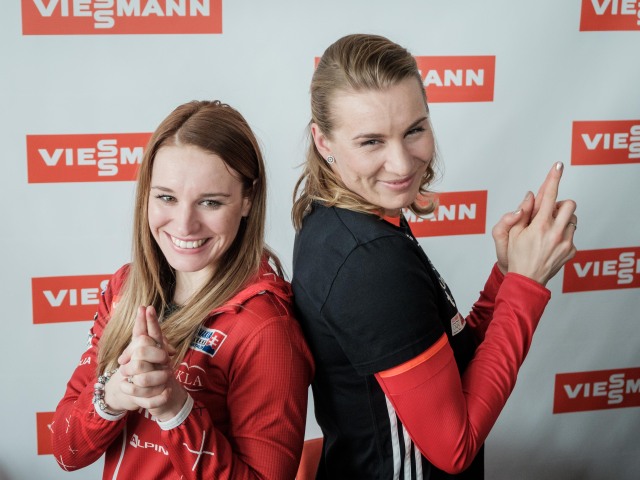 Paulína Fialková, Anastasia Kuzminová