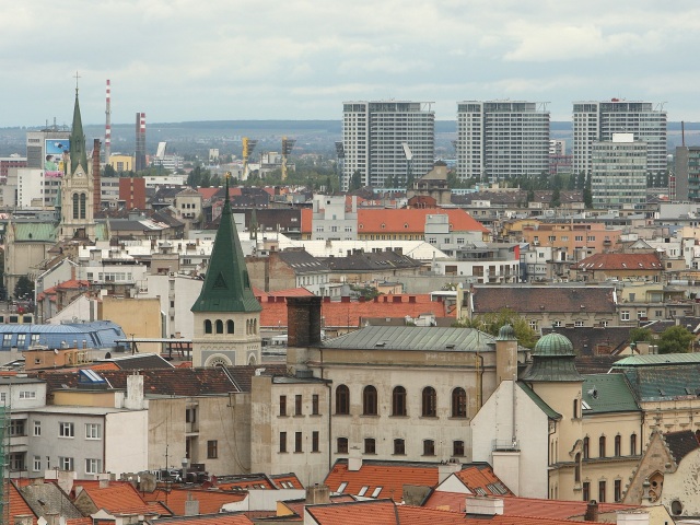 dom , reality , vyskove budovy , pohlad , mesto , tri veze