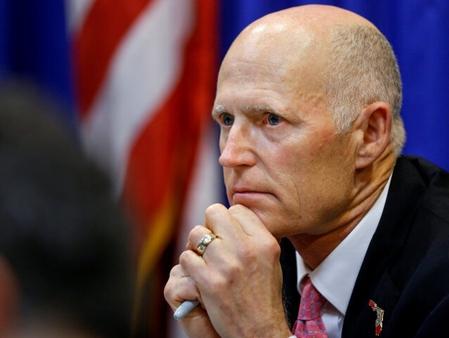 USA, zbrane, Florida, guvernér, Rick Scott